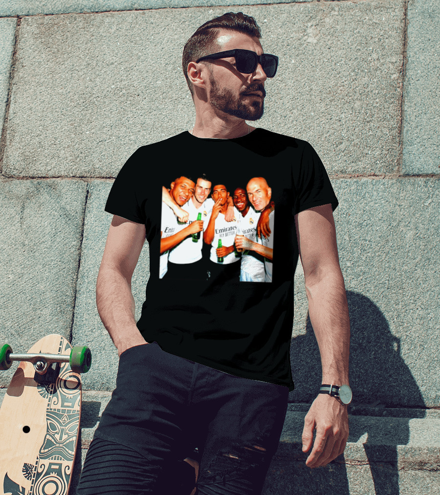 Real Madrid FC Mbappé Bale Bellingham Vinícius Zidane Middle Finger Beer Smoking T-Shirt