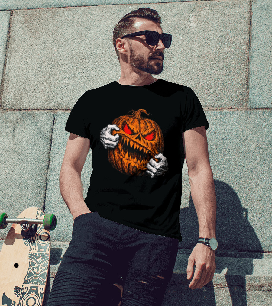 Halloween 2026 Evil Pumpkin Glowing Eyes Sharp Teeth Grinning Horror T-Shirt