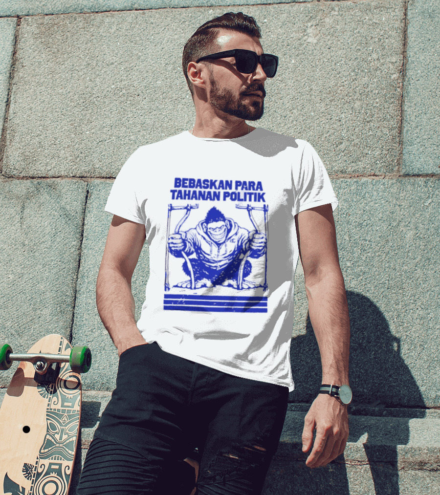 Gorilla Bebaskan Para Tahanan Politik Aktivisme Sosial Pembebasan T-Shirt