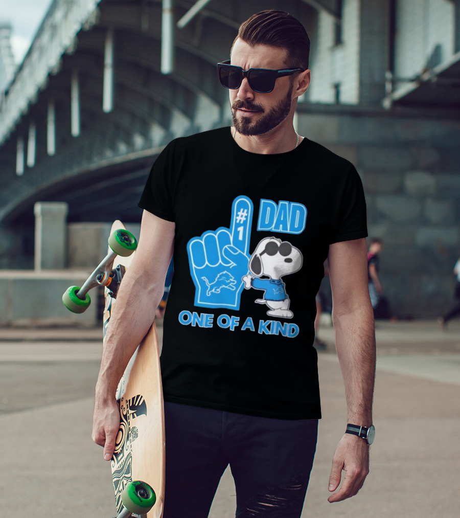 Detroit Lions Snoopy #1 Dad One Of A Kind T-Shirt