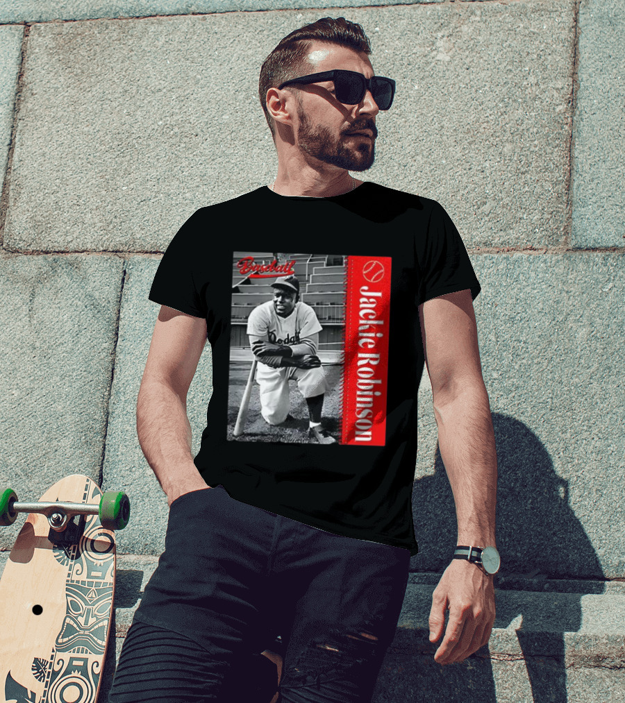 Jackie Robinson Baseball Dodgers Vintage Black And White Image T-Shirt