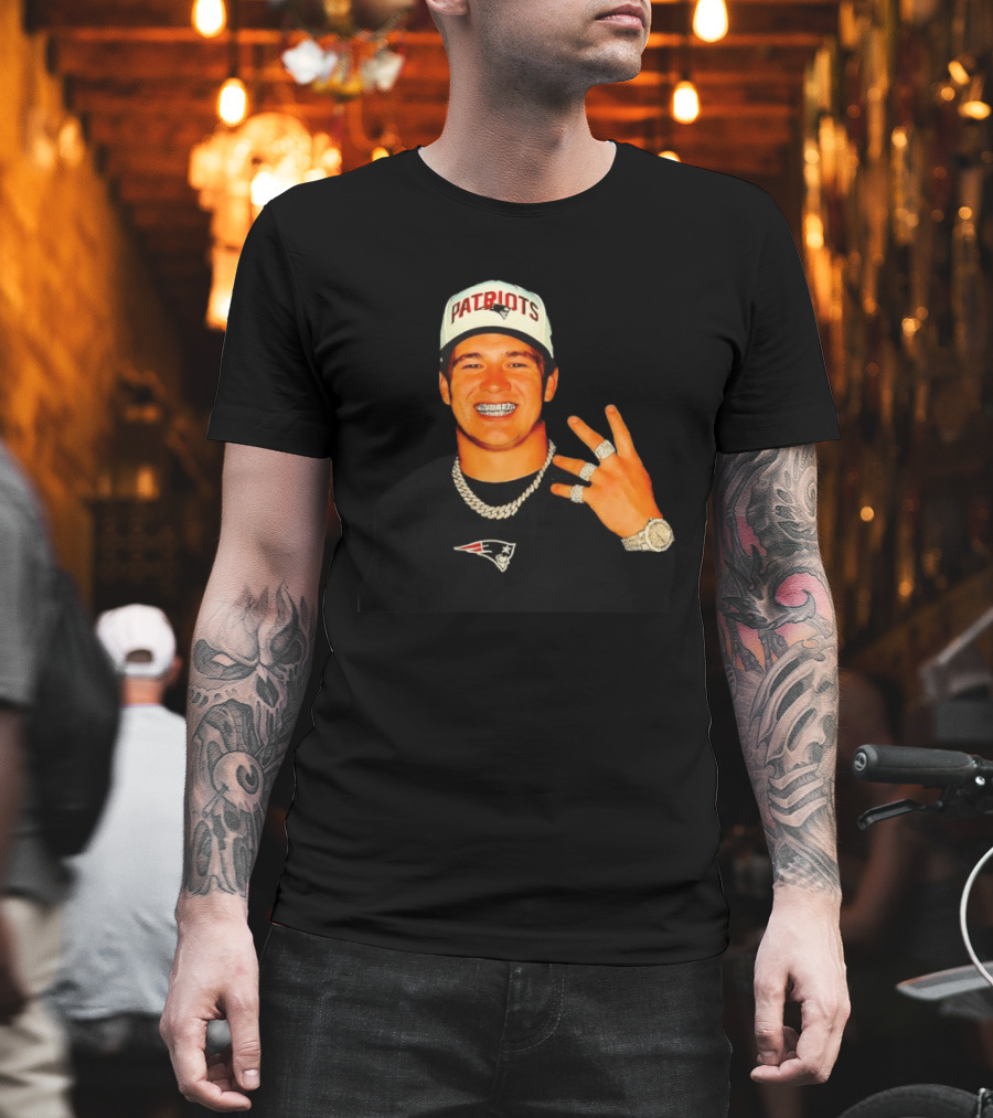 Drake Maye Patriots Ring Collection With New England Patriots Hat And Jewelry T-Shirt