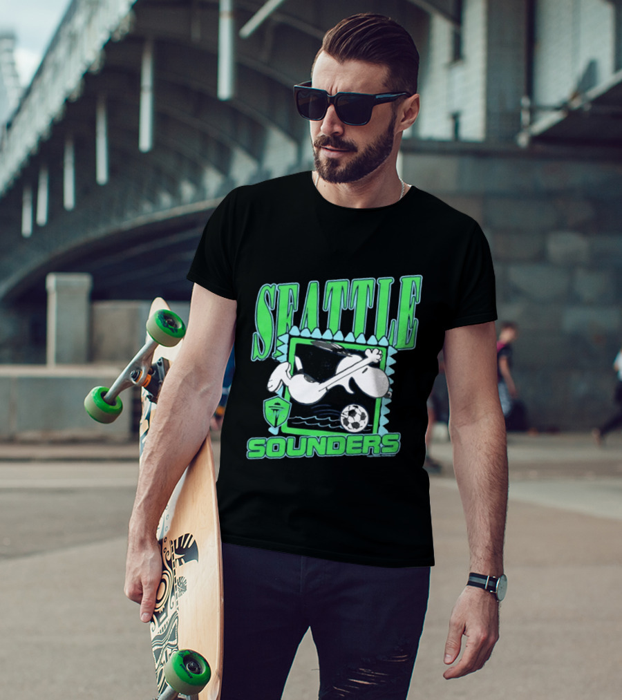 Peanuts Snoopy Seattle Sounders Soccer Collaboration T-Shirt