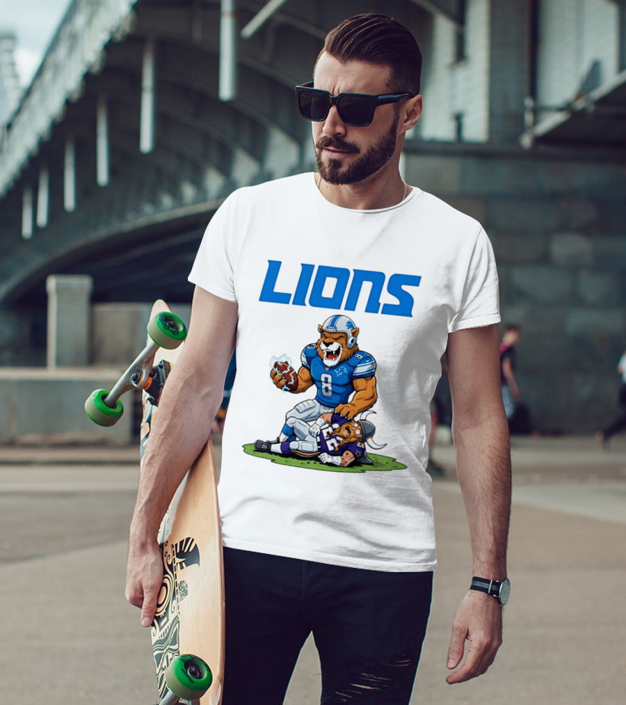 Detroit Lions Vs Minnesota Vikings Rivalry Game Battle T-Shirt