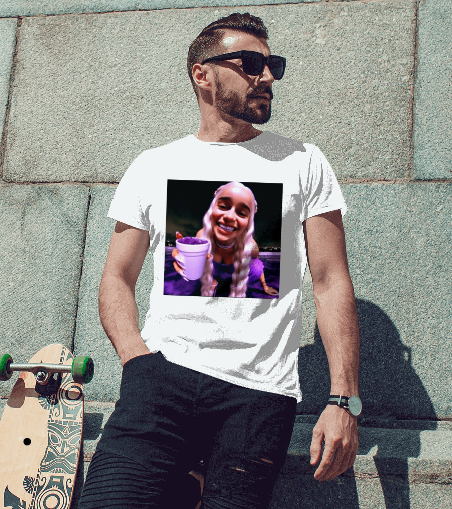 Emilia Clarke Purple Cup Queen Of Dragons Vibrant Smile T-Shirt