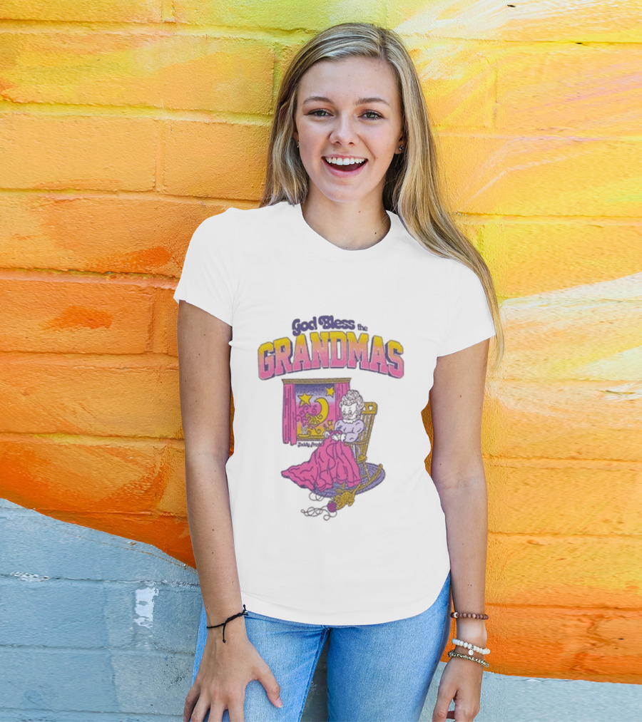 God Bless The Grandmas Teddy Fresh Cozy Grandma Rocking Chair Moon And Stars T-Shirt