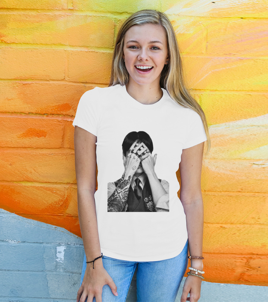 Jung Kook BTS Arirang Tour Tattoo Art Aesthetic T-Shirt