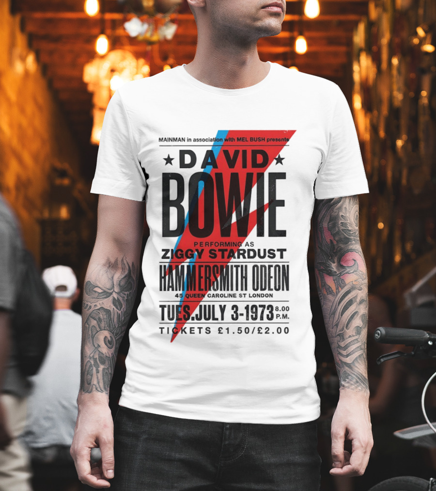 David Bowie Performing As Ziggy Stardust Hammersmith Odeon London July 3 1973 T-Shirt