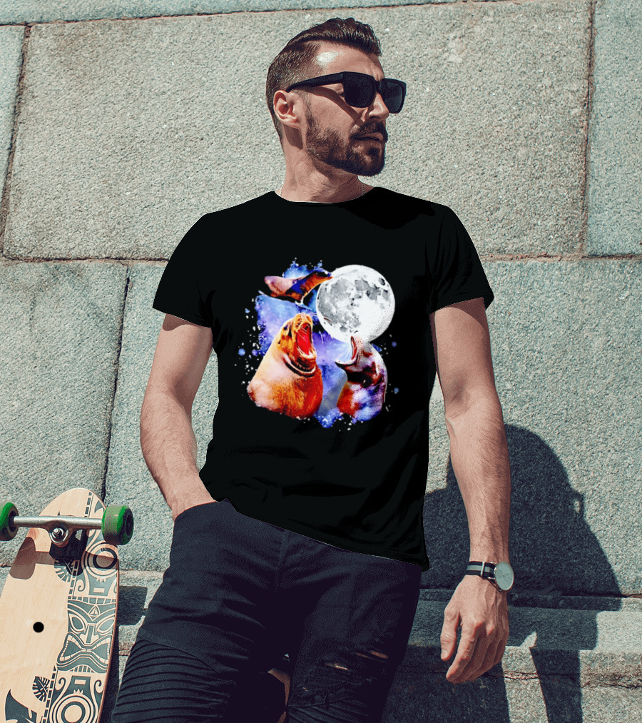 Sea Lion Trio Howling At The Moon In Outer Space Scene T-Shirt