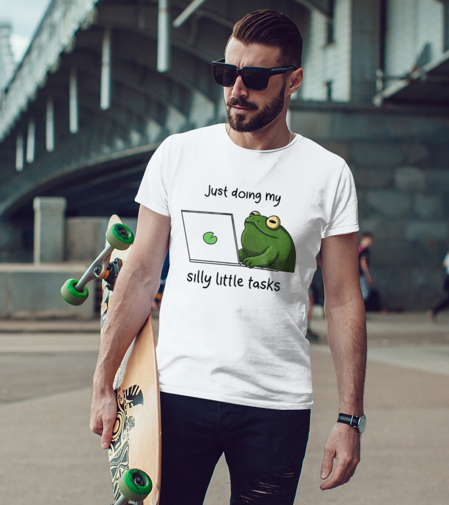 Silly Frog Doing My Little Tasks Playful Green T-Shirt