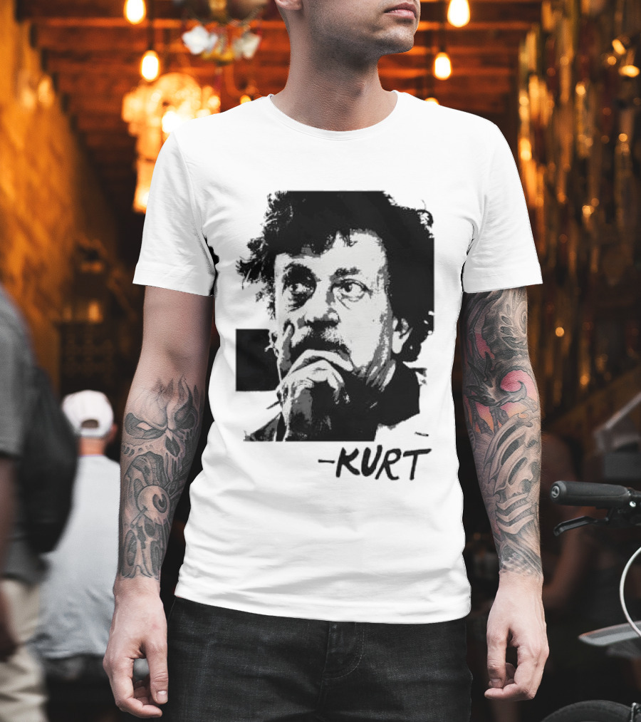 Kurt Vonnegut Vintage Portrait Signature T-Shirt