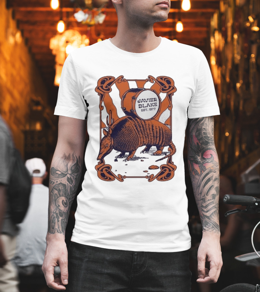 Javier Blake Est 1977 Armadillo Drum Retro Celtic Frame T-Shirt