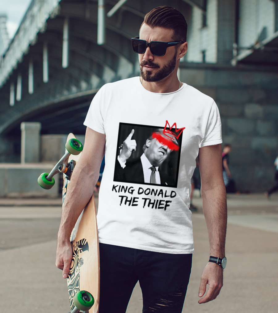 King Donald The Thief Red Crown Graffiti T-Shirt