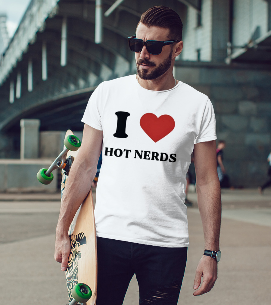 I Love Hot Nerds Heart Shape T-Shirt