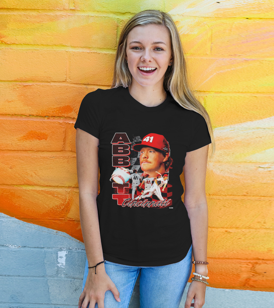 Cincinnati Reds Abbott 41 Baseball Pitcher Portrait Action T-Shirt