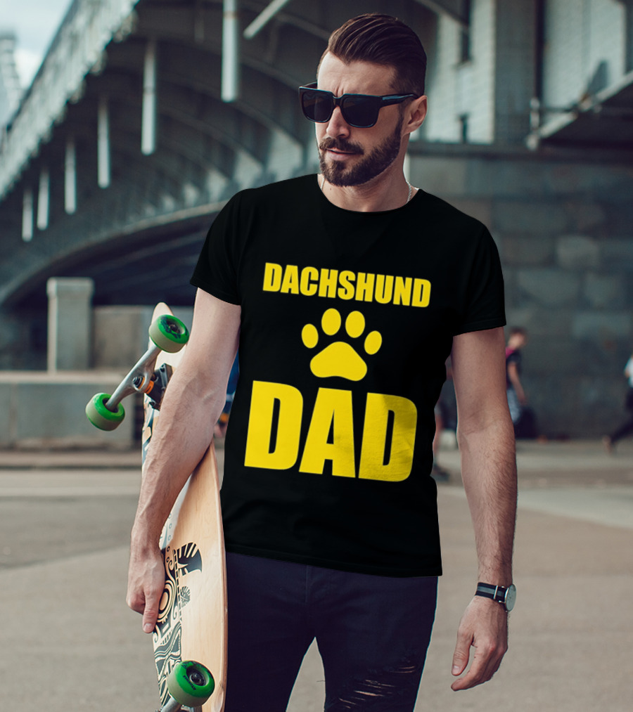 Dachshund Dad Wiener Dog Paw Print T-Shirt
