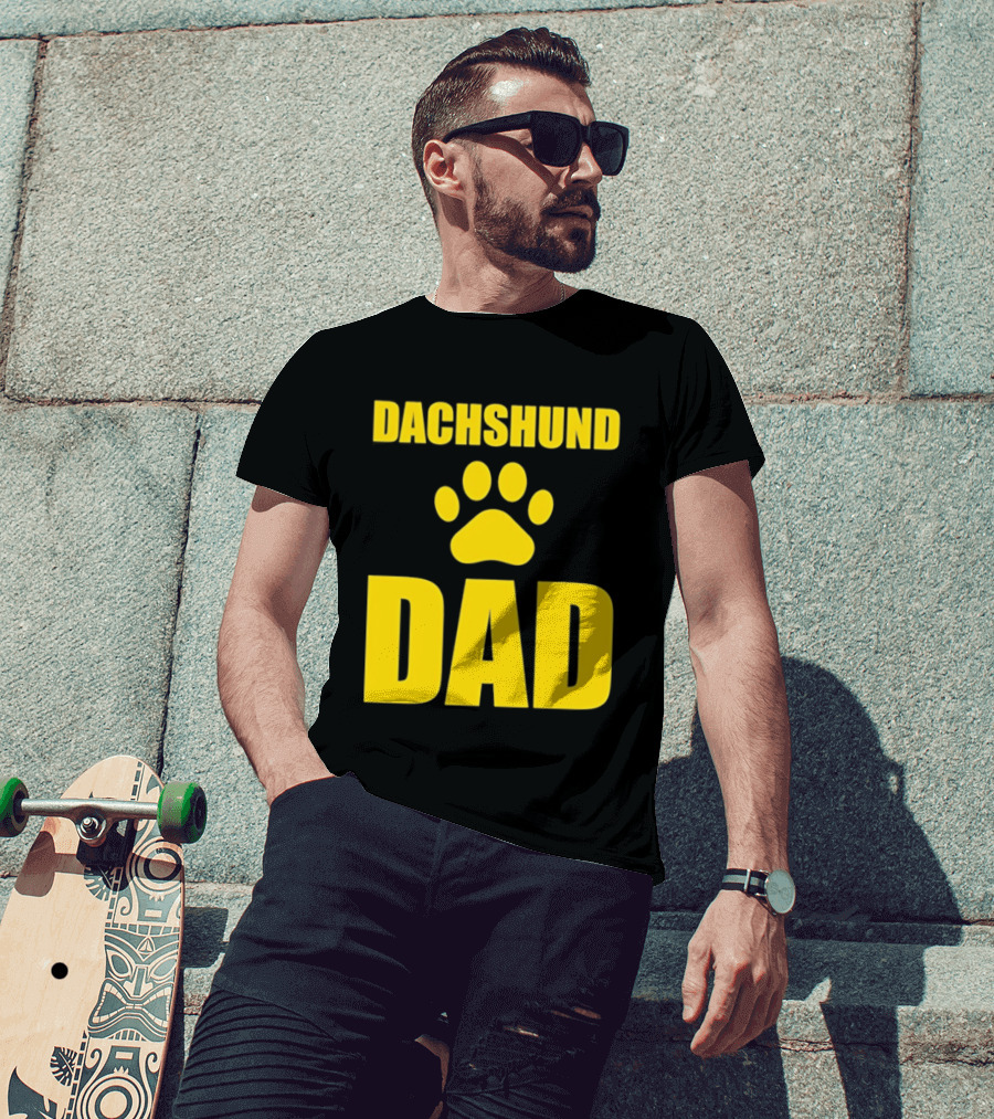 Dachshund Dad Wiener Dog Paw Print T-Shirt