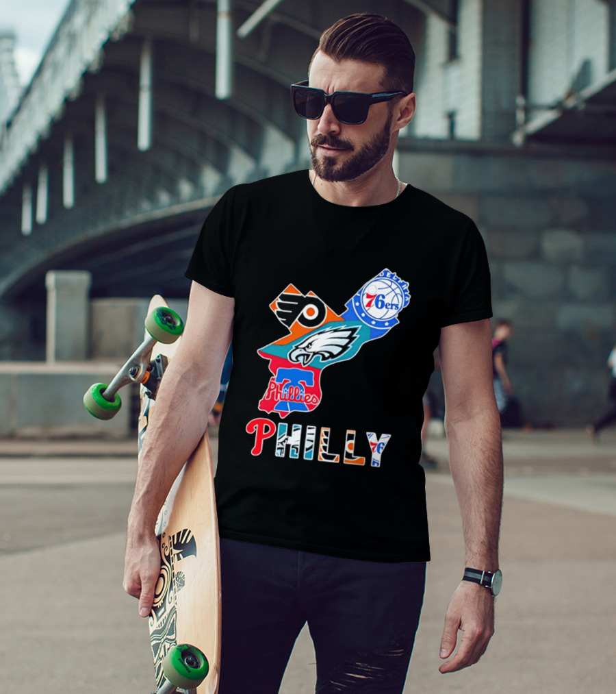 Philadelphia Flyers 76ers Eagles Phillies PHILLY Sports Logos State Map T-Shirt