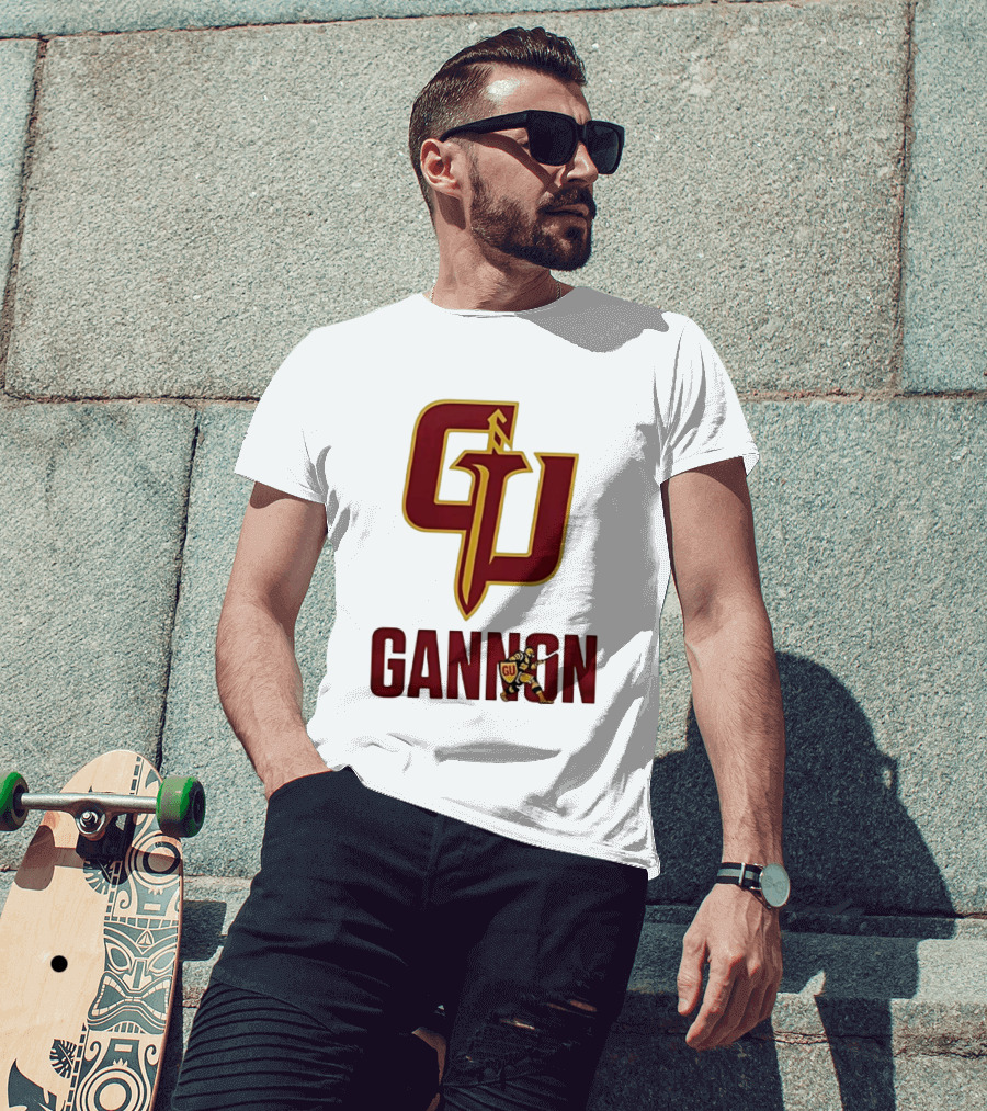 Gannon Golden Knights GU Basketball Logo With Knight T-Shirt