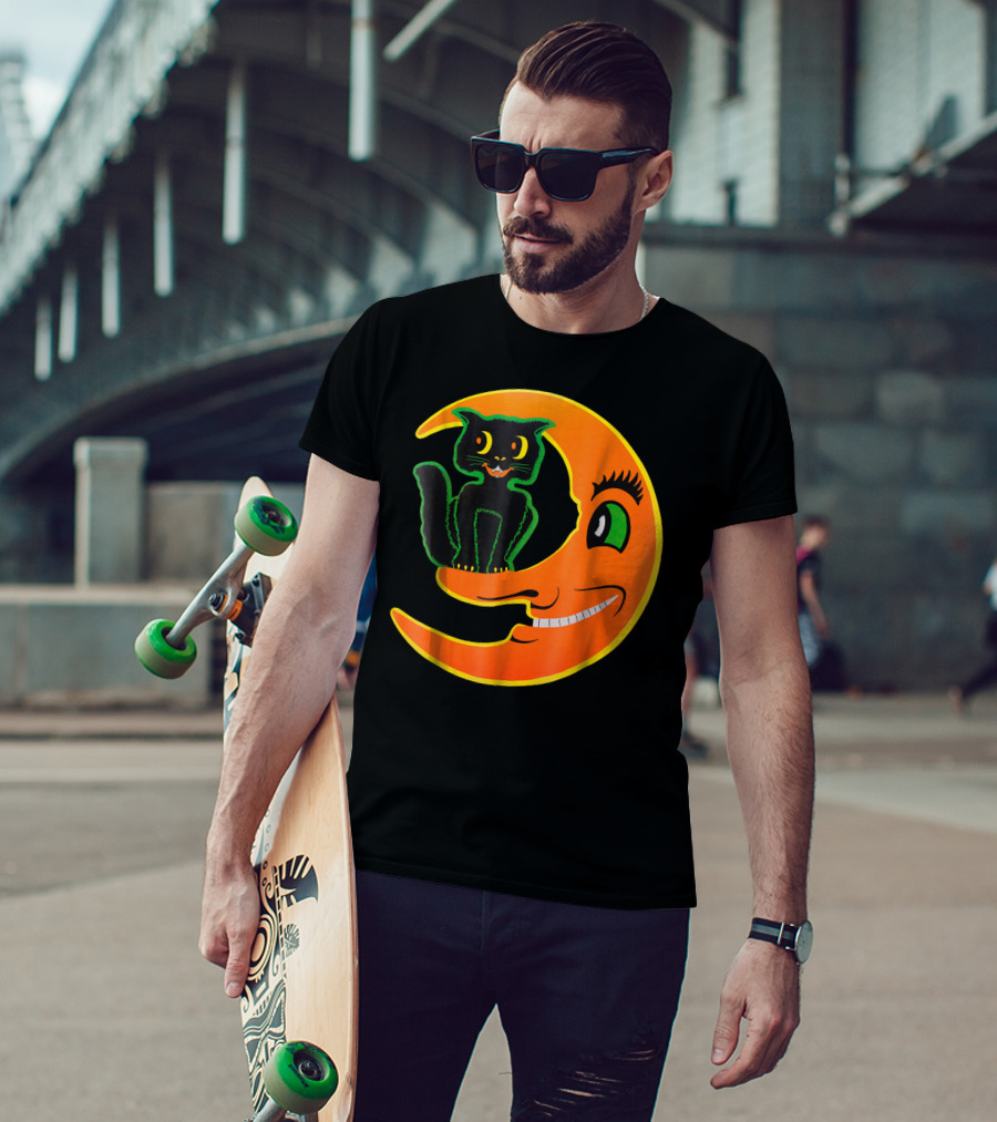 Funny Halloween Cat On Smiling Moon T-Shirt