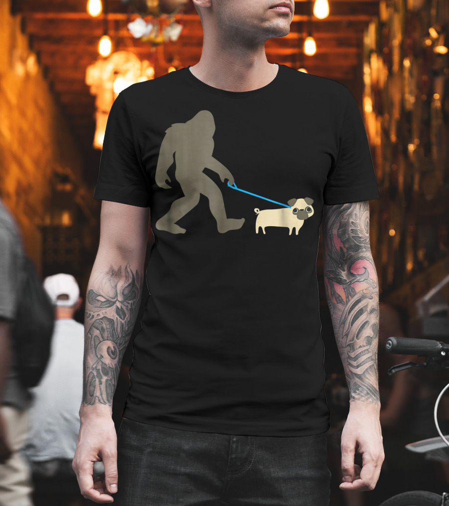 Bigfoot Walking Pug Funny Cute Sasquatch Dog Leash T-Shirt