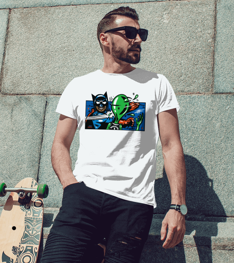 Batman Slapping Alien Knicks Beat Spurs NBA Final 2026 Soda Sports T-Shirt