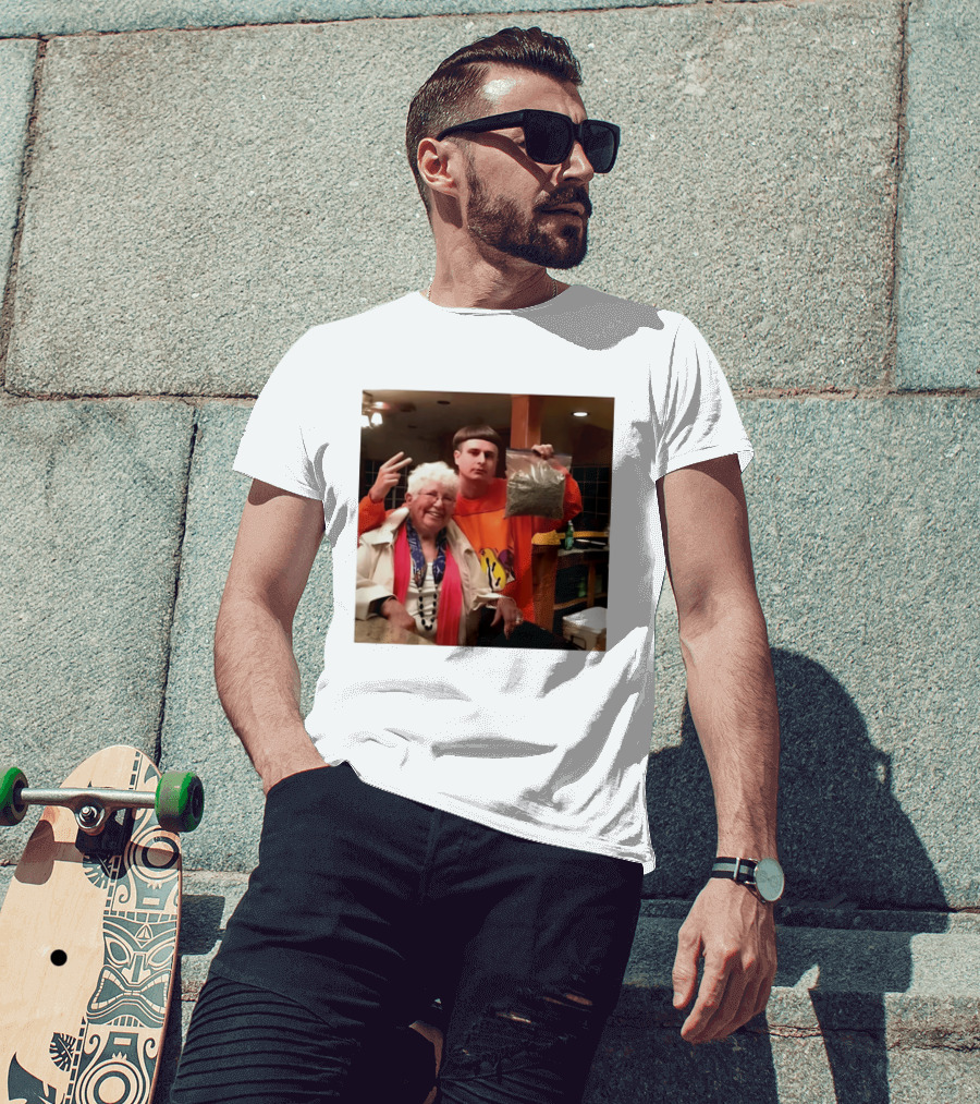 Oliver Tree Weed Grandma Memorial RIP Oliver Tree T-Shirt