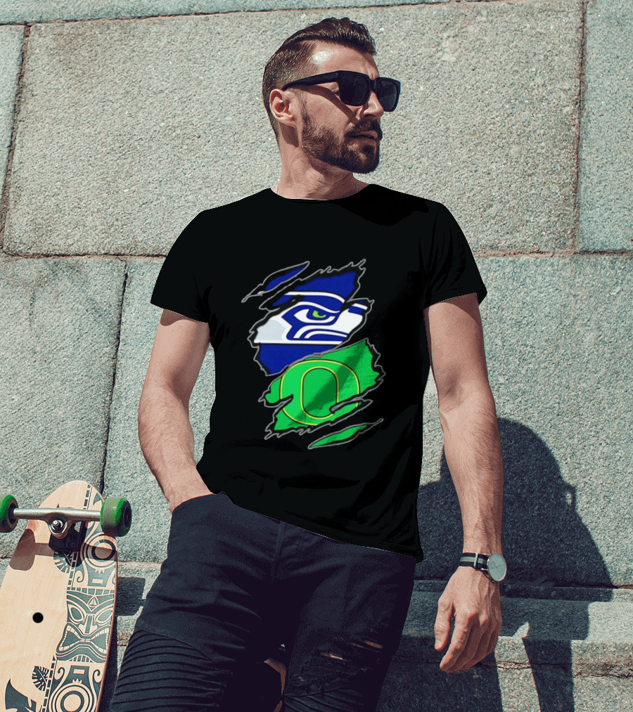 Seattle Seahawks Oregon Ducks Two Teams One Heart Scratch T-Shirt
