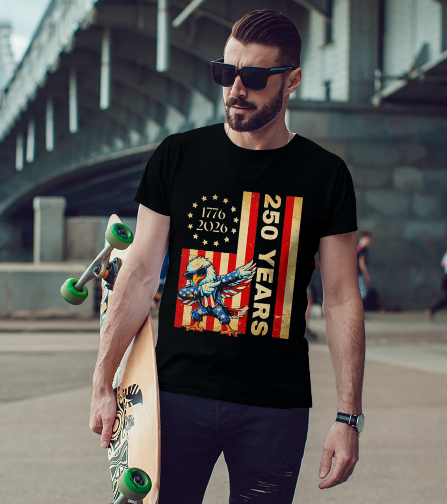 American Eagle Dabbing 1776 2026 250 Years Independence Day Celebration T-Shirt