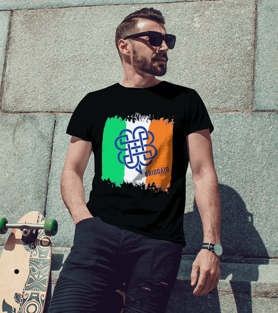 The Briogaid Irish Flag Celtic Knot Clover Ireland Shamrock T-Shirt