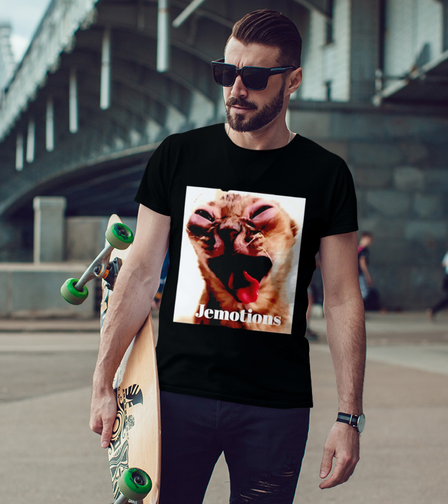Jemotions Cat Funny Kitten Face Hilarious Expression T-Shirt