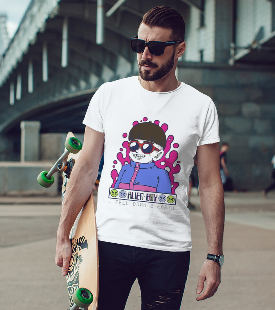 Alien Boy I Fell Down 2 Earth Cool Kid Retro Pink Smiley Vibes T-Shirt