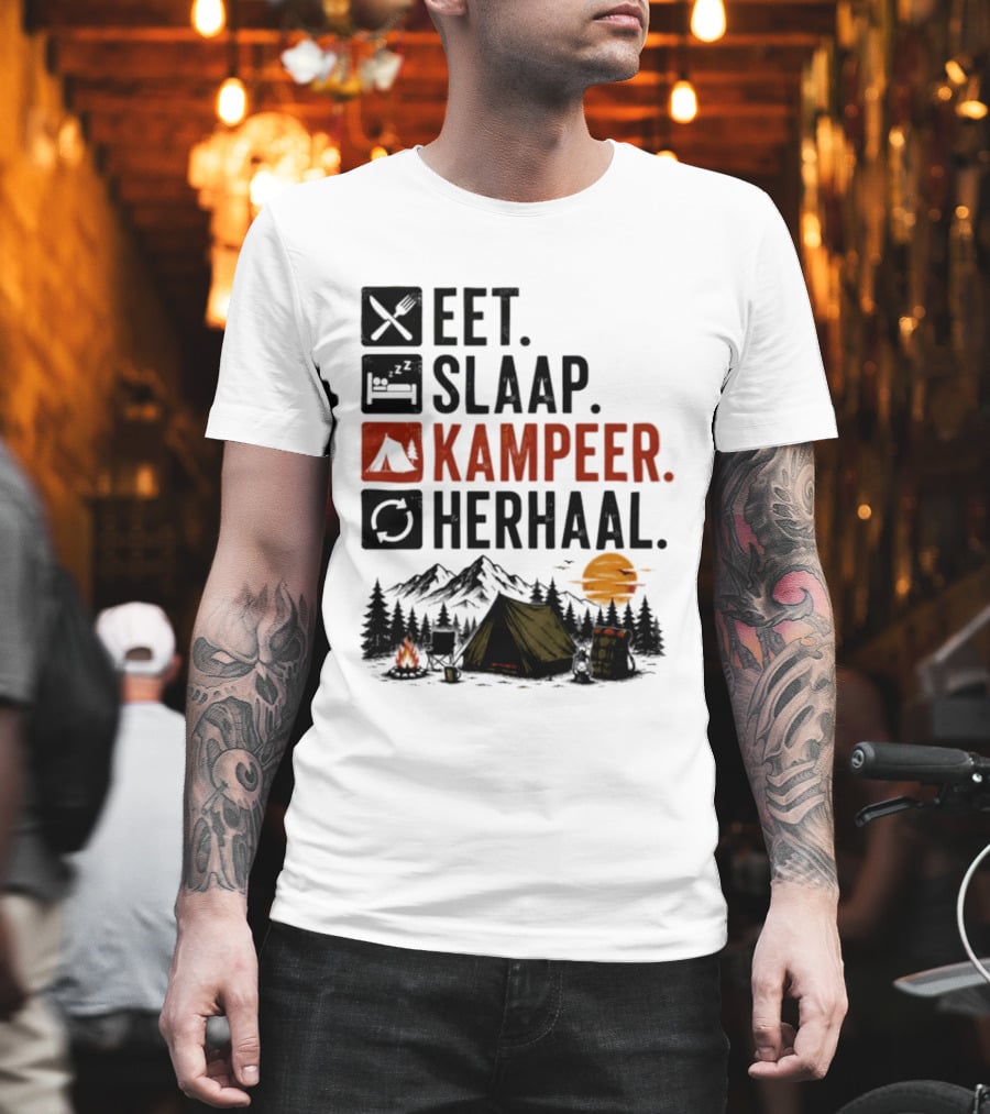 Eet Slaap Kampeer Herhaal Camping Tent Mountains Campfire Sunset T-Shirt