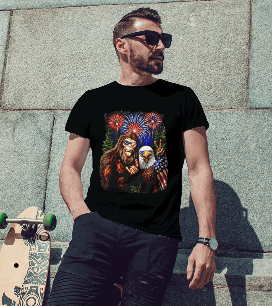 Bigfoot Bald Eagle 4th Of July Fireworks Celebration With American Flag Sunglasses T-Shirt