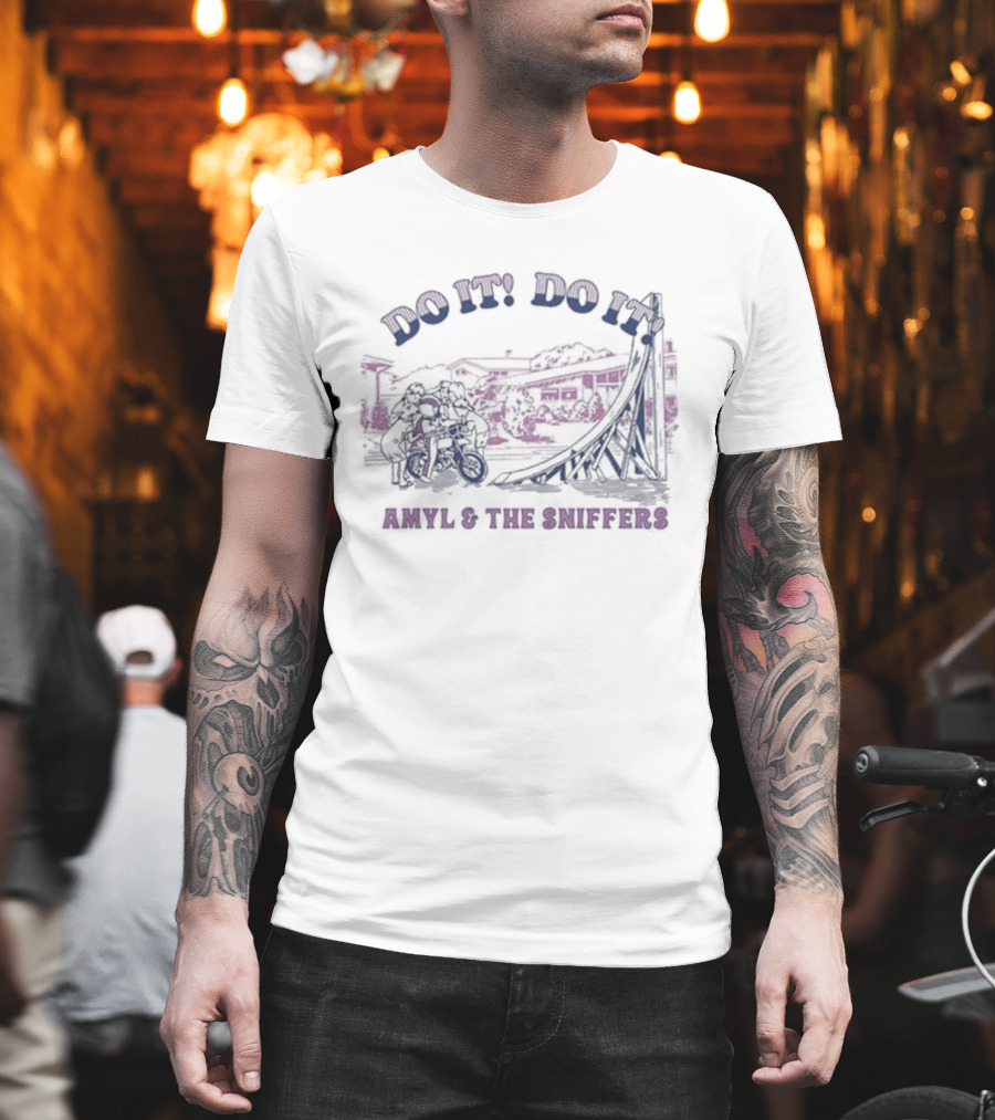 Amyl & The Sniffers Do It Do It Vintage Train Scene T-Shirt