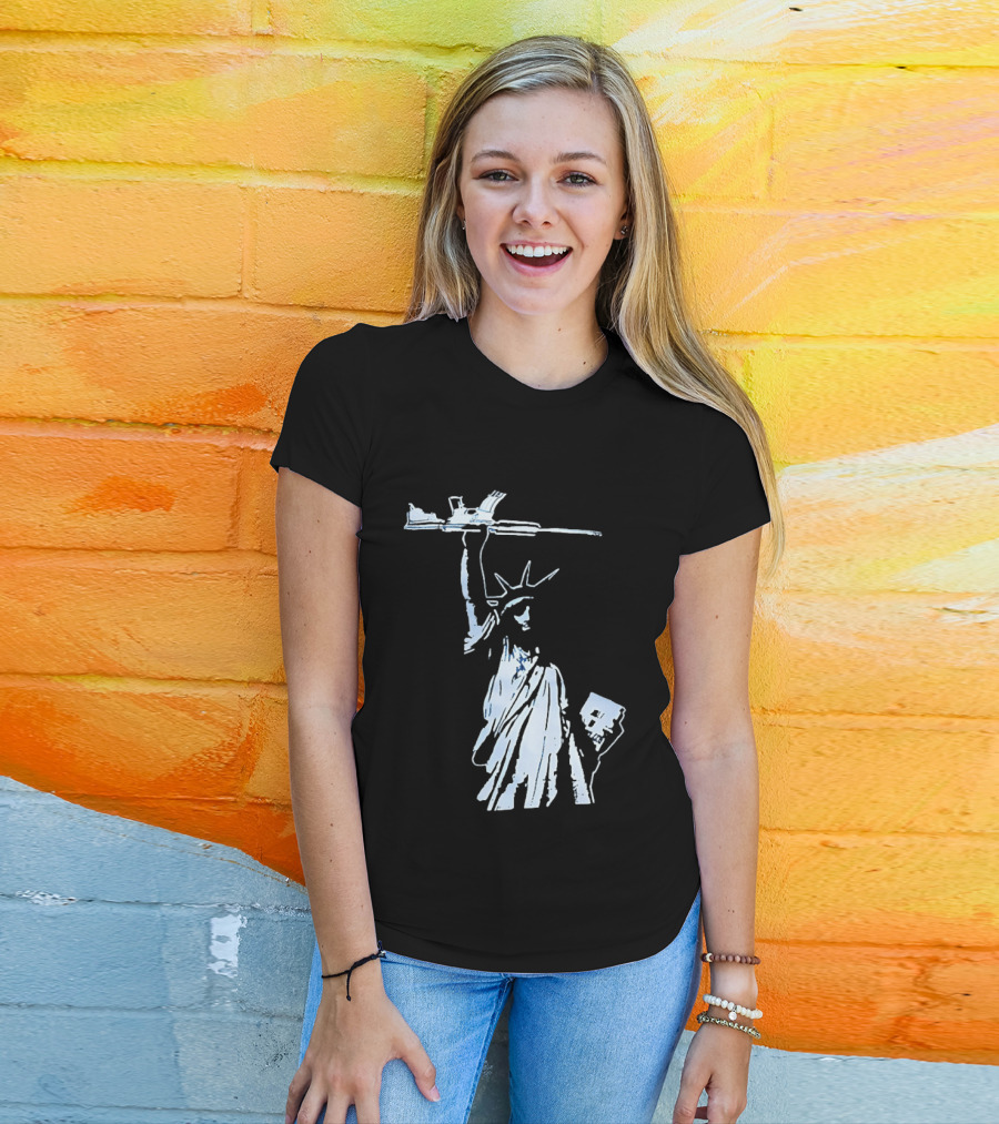 Statue Of Liberty Holding Assault Rifle July 4th Independence T-Shirt