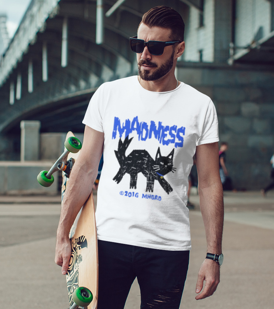 Madness Distressed Black Cat 2016 Madness MHGRD T-Shirt