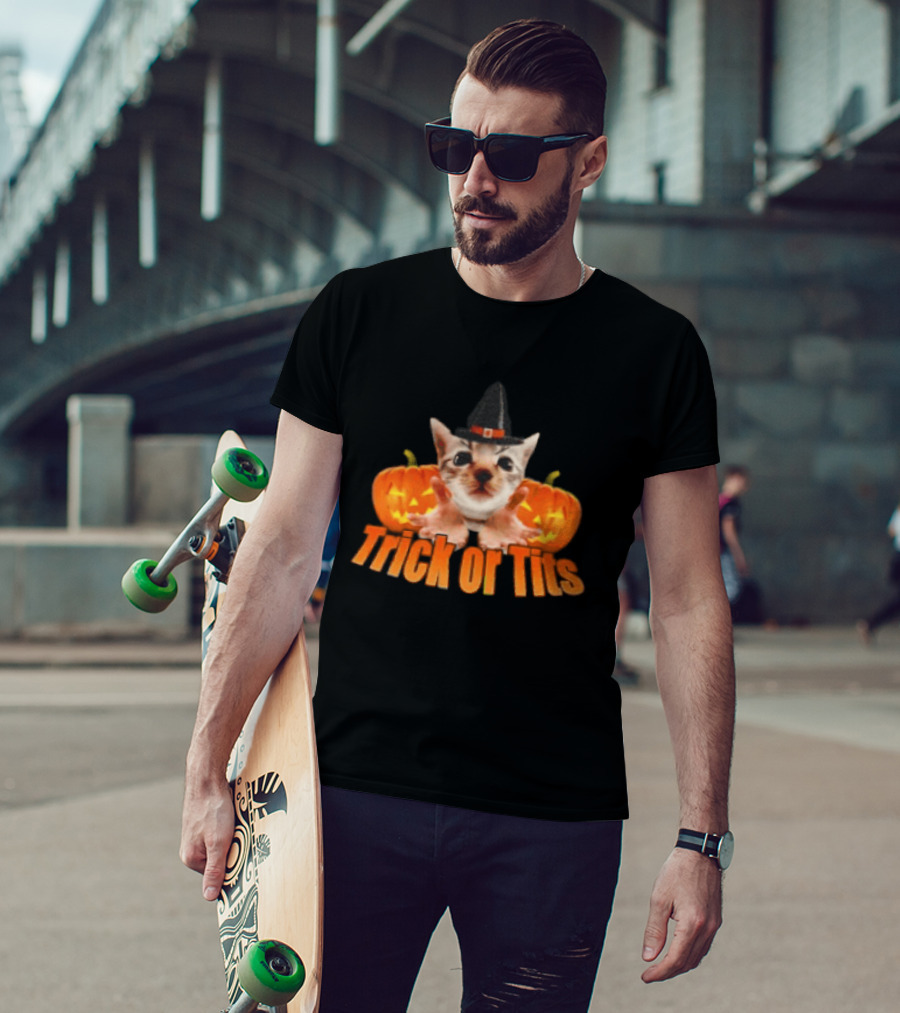 Trick Or Tits Halloween Cat Witch Pumpkin Hat T-Shirt