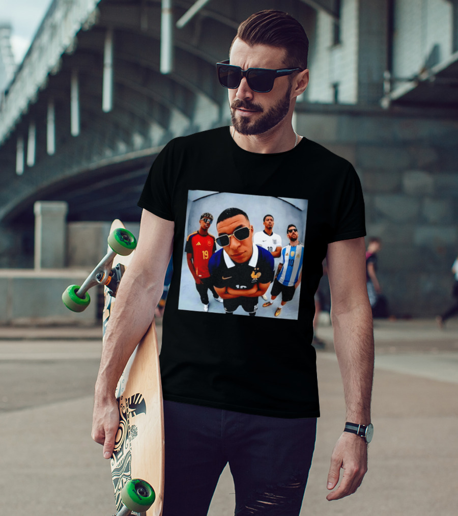 Kylian Mbappe Jude Bellingham Lionel Messi Football Stars Selfie Spain England Argentina France T-Shirt