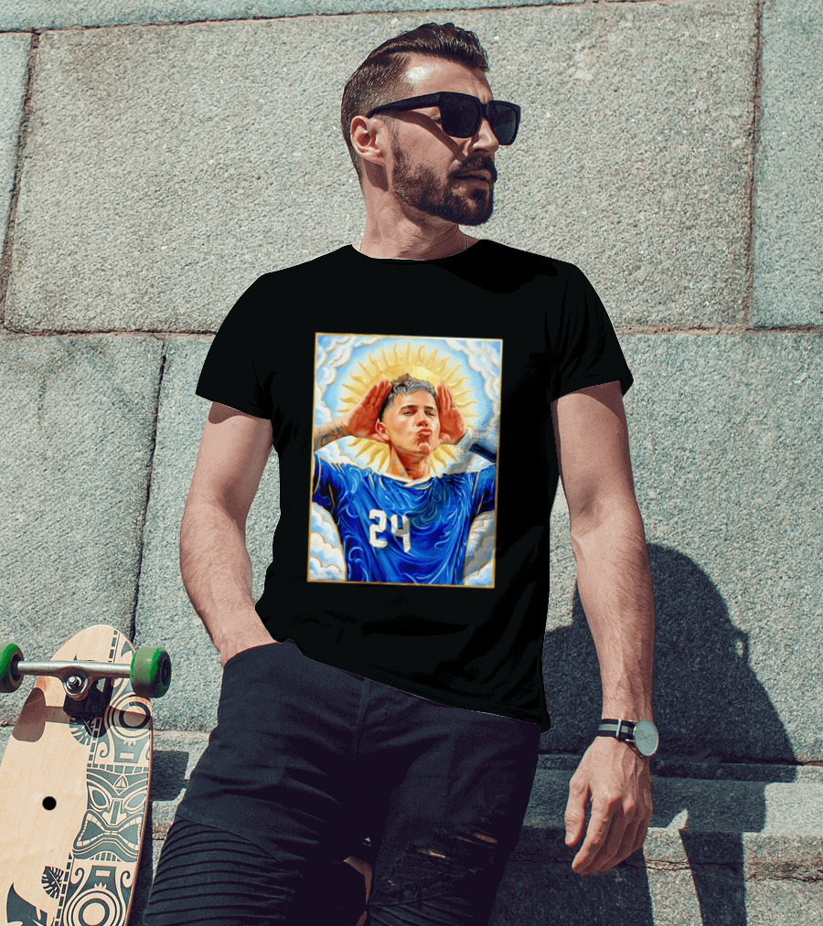 Enzo Fernández 24 Argentina Sun Of May Hands To Ears Gesture T-Shirt