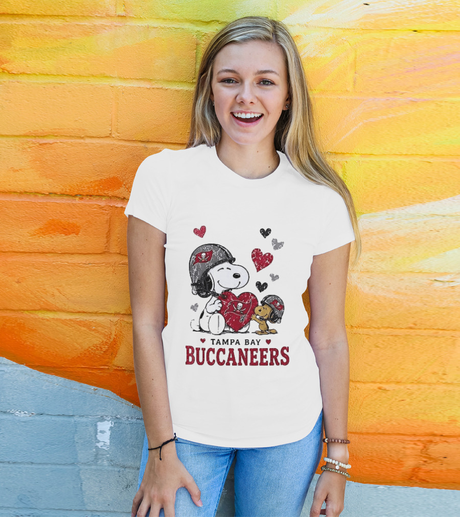 Tampa Bay Buccaneers Snoopy Peanuts Love Laughter T-Shirt