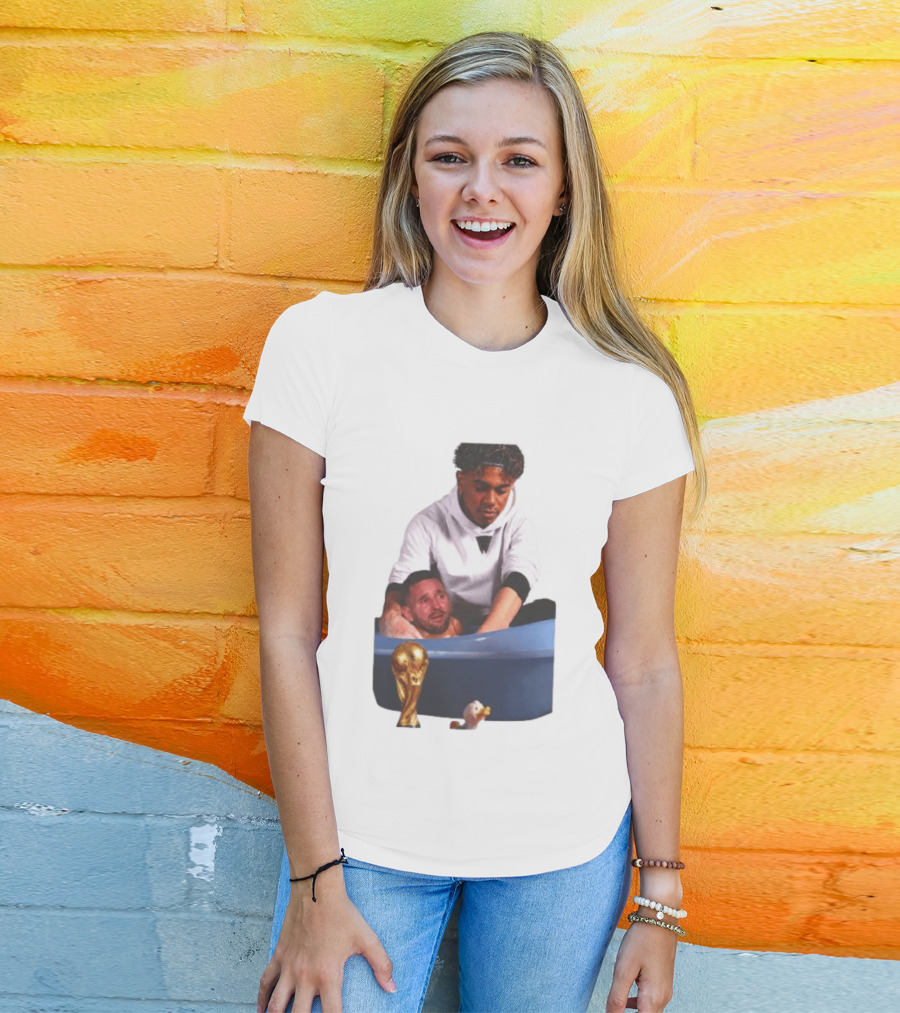 Lamine Yamal Lionel Messi Bathtub Meme World Cup Trophy T-Shirt