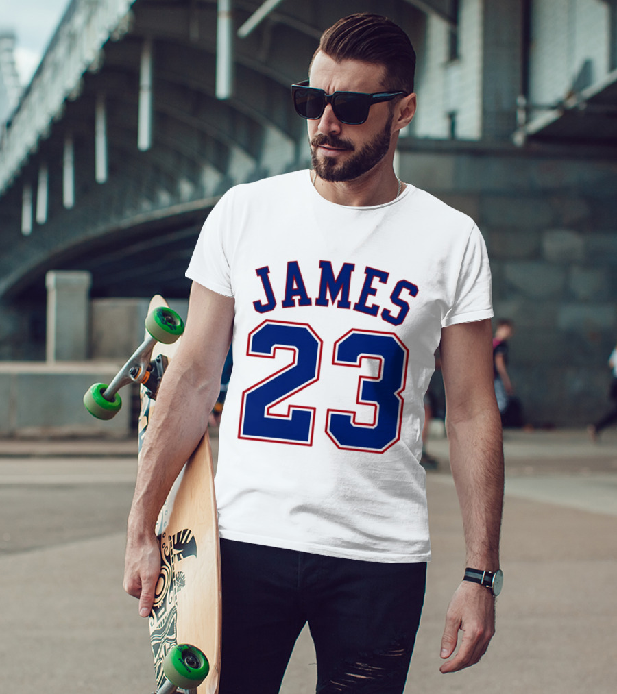 James 23 Philadelphia 76er The King T-Shirt