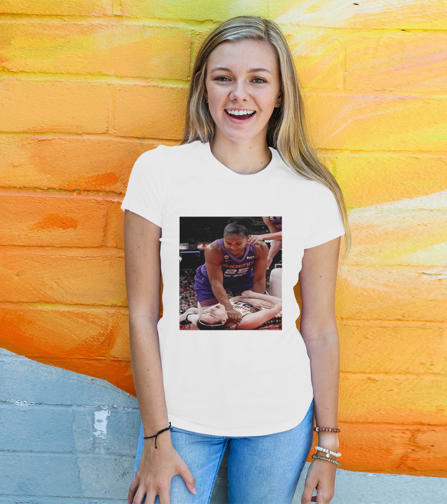 Brittney Griner Phoenix Mercury Caitlin Clark Indiana Fever NBA WNBA Crossover Moment T-Shirt