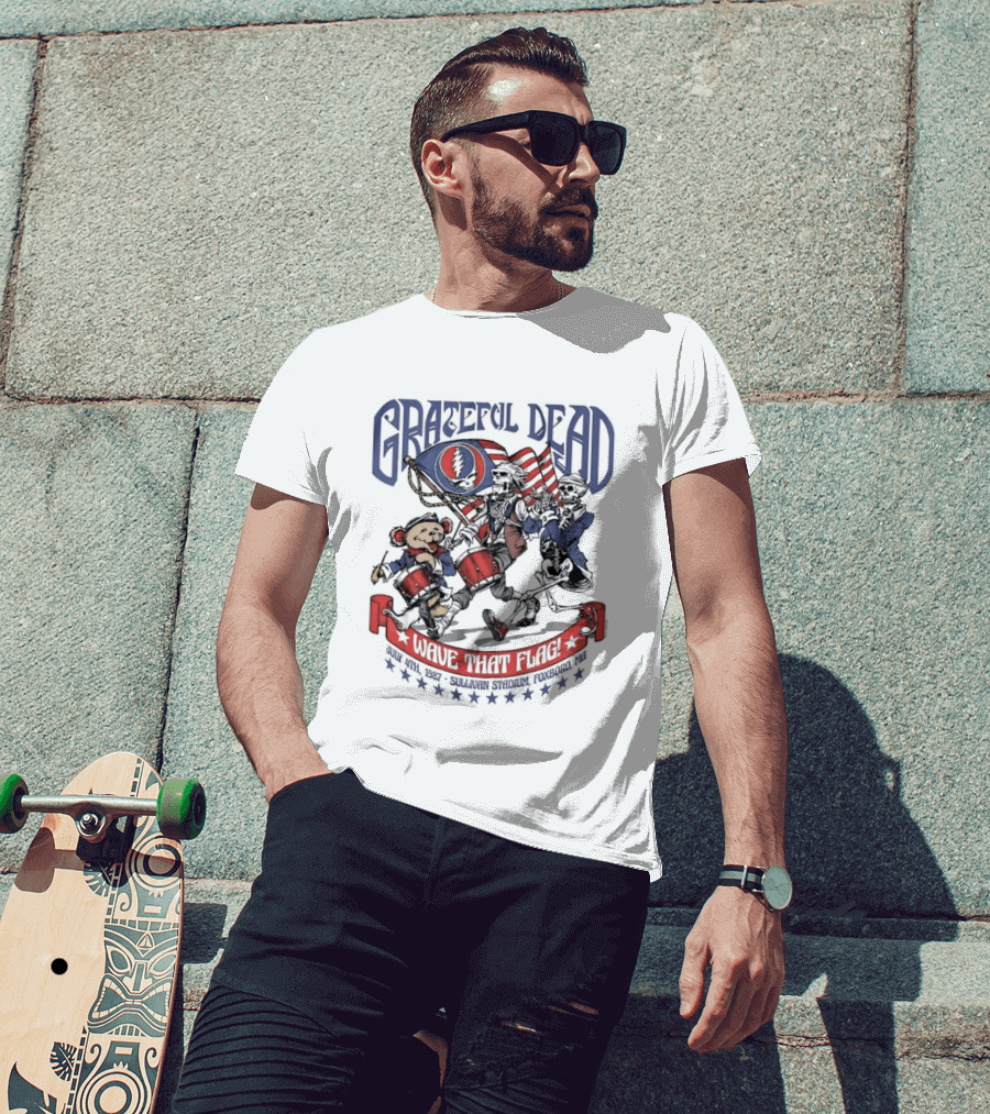 Grateful Dead Wave That Flag 4th Of July Sullivan Stadium Foxboro MA Bear Skeleton Jam Band Summer Concert T-Shirt
