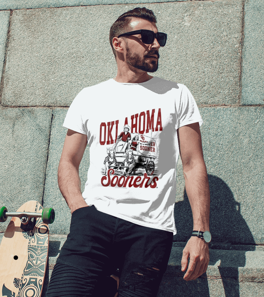 Oklahoma Sooners Boomer Sooner Horse Drawn Wagon T-Shirt