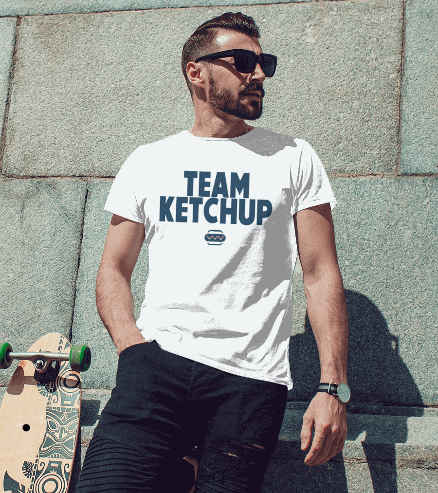 Team Ketchup Hot Dog Wavy Line T-Shirt