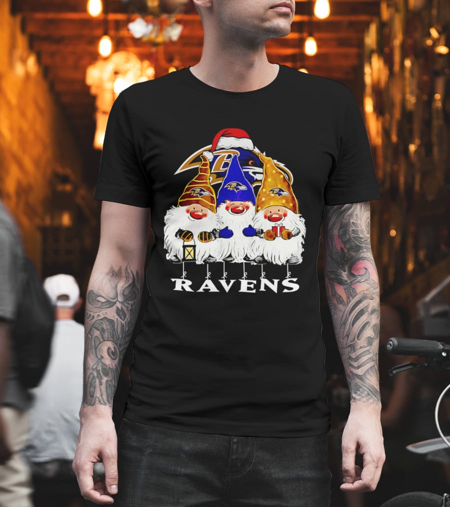 Gnomes Baltimore Ravens Christmas T-Shirt