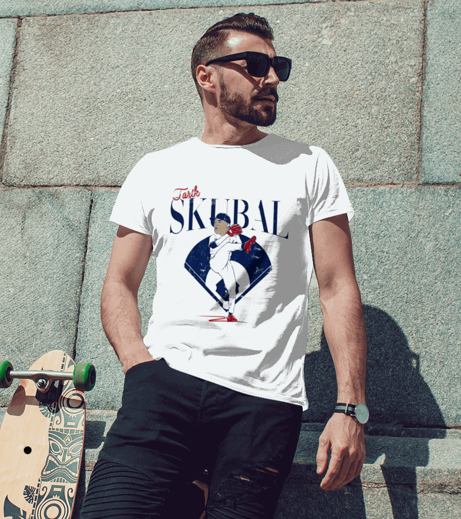 Tarik Skubal Pitcher Caricature MLB Dodgers T-Shirt