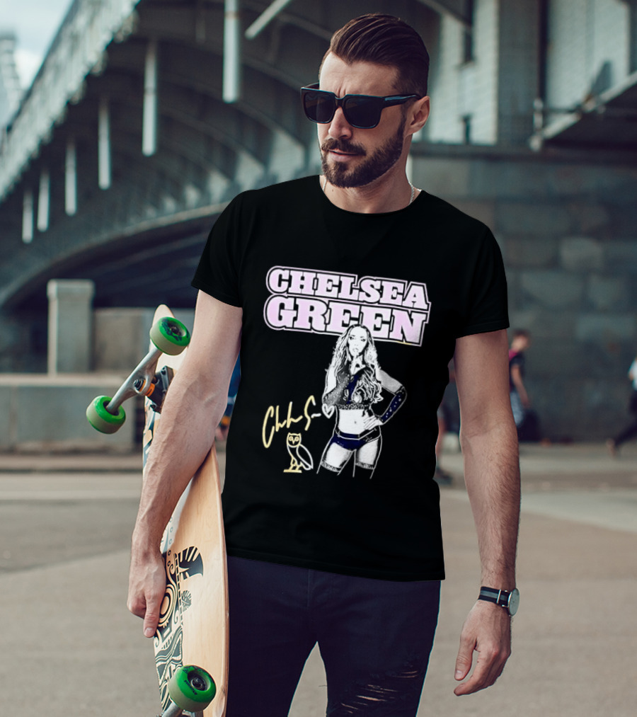 Chelsea Green Wrestling Owl Gesture Signature T-Shirt